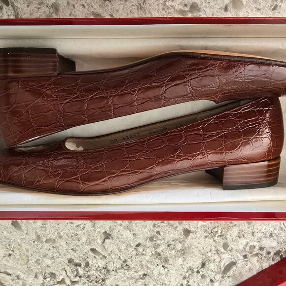 Salvatore Ferragamo Laura Tan 033 Calf Croc Print - Picture 1 of 5